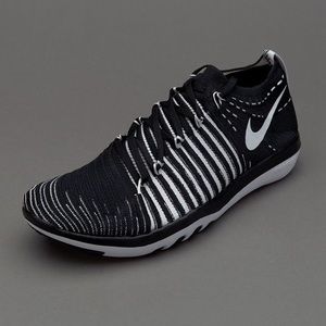 Nike Free Transform Flyknit Size 9